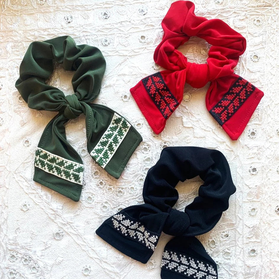 Palestinian-Made Tatreez Scrunchie Green