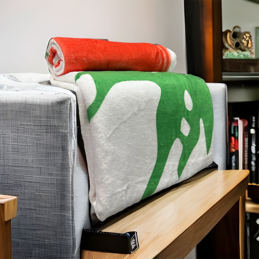 Lebanon Flag Throw Blanket
