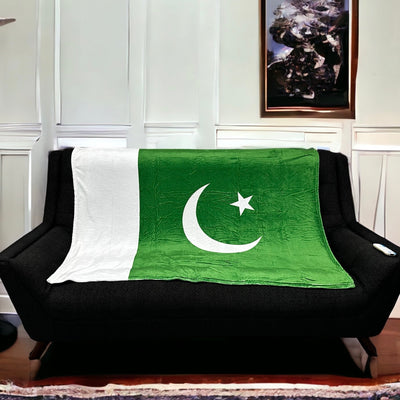 Pakistan Flag Throw Blanket